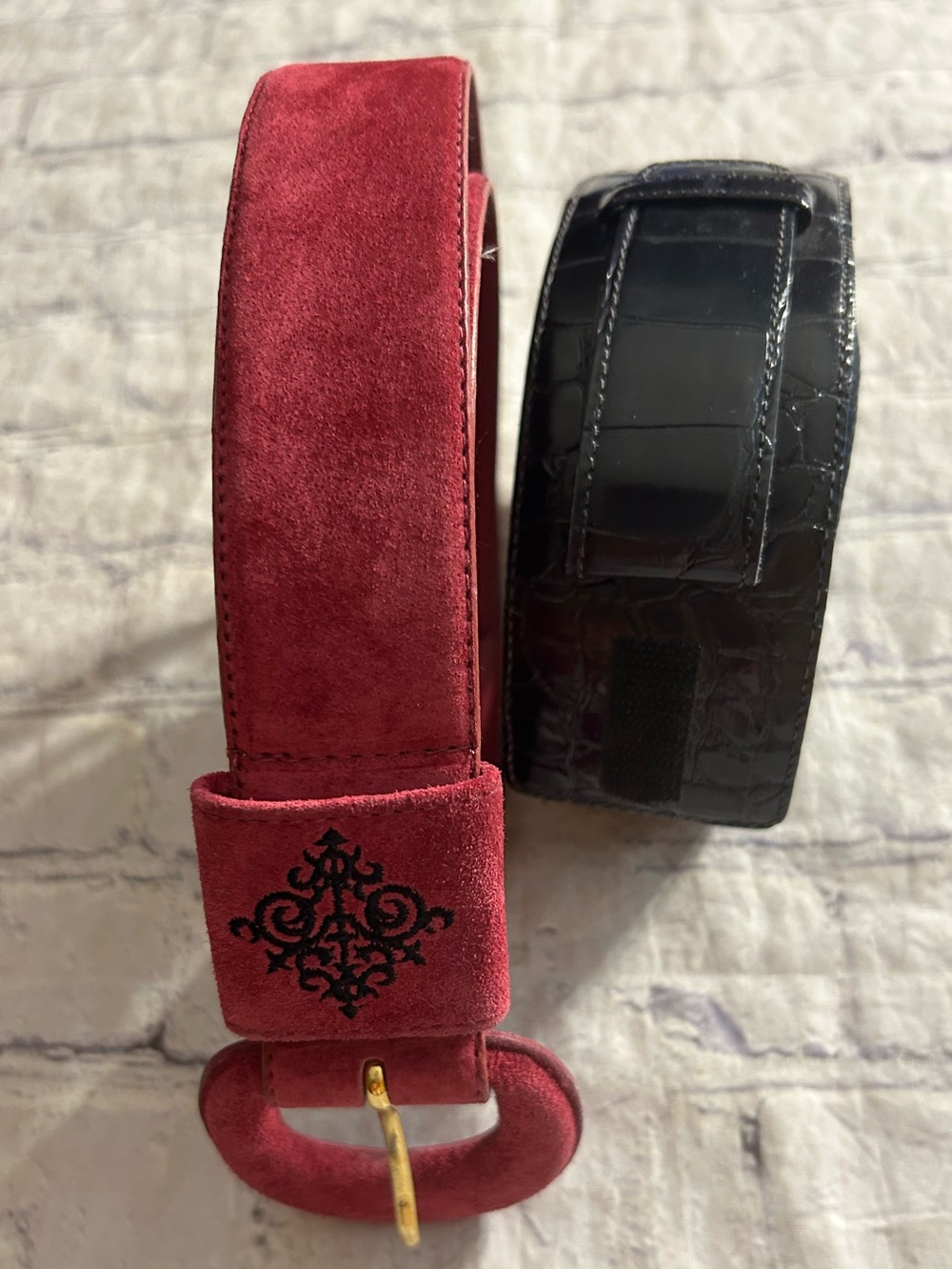 SOSTANZA GENUINE PIG SUEDE HOT PINK BELT AND LEJON PIG SUEDE BLACK BELTS SIZE S